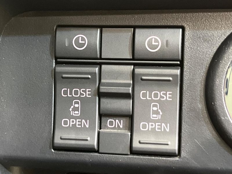 2021 Toyota Roomy 5BA-M900A (UW-6a6429b2be693)[29]