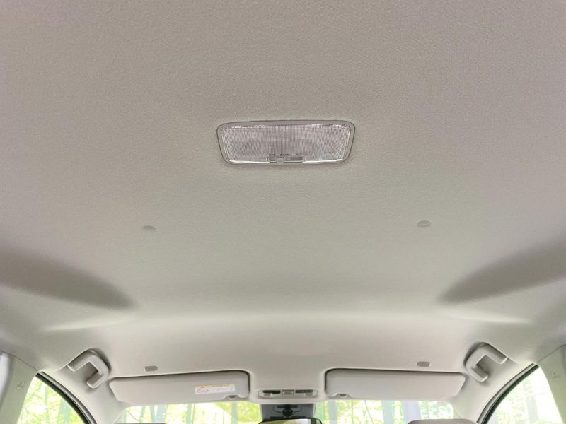 2025 Toyota Sienta 6AA-MXPL15G (UW-6a642a548774d)[6]
