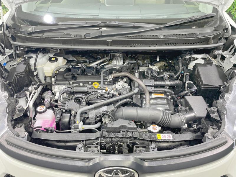 2025 Toyota Sienta 6AA-MXPL15G (UW-6a642a548774d)[26]