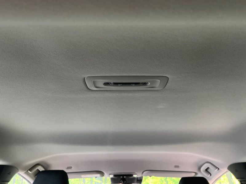 2023 Toyota Prius 6LA-MXWH61 (UW-6a642a67a1408)[23]