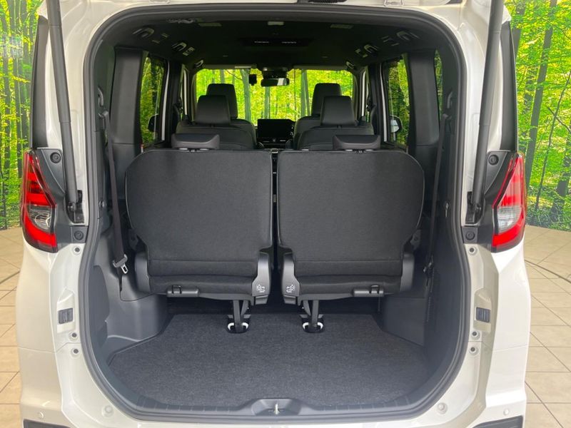 2024 Toyota Noah 6BA-MZRA90W (UW-6a642a73a0115)[15]