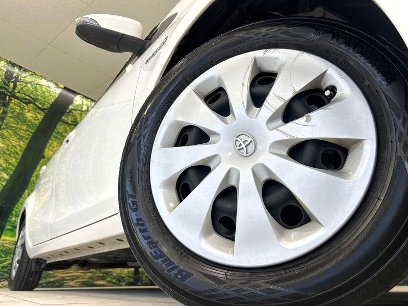 2013 Toyota Aqua DAA-NHP10 (UW-6a642a819f13d)[24]