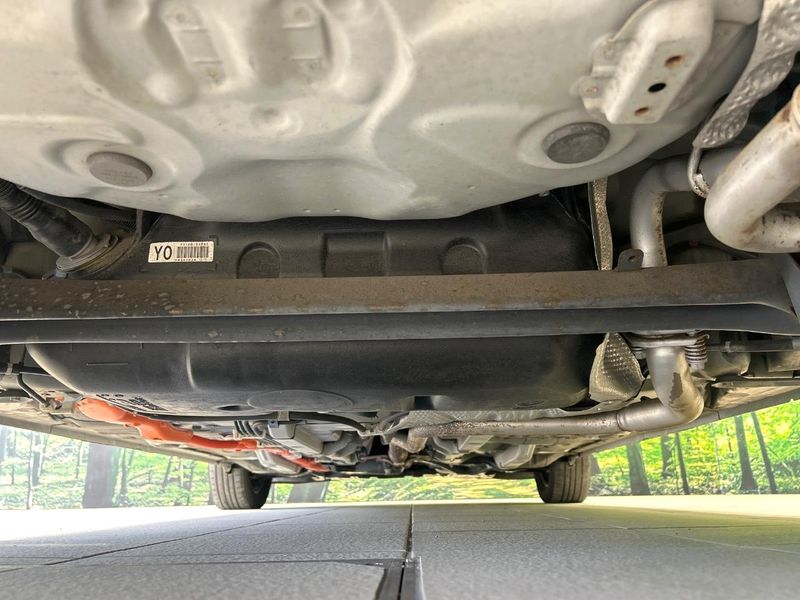 2013 Toyota Aqua DAA-NHP10 (UW-6a642a819f13d)[15]