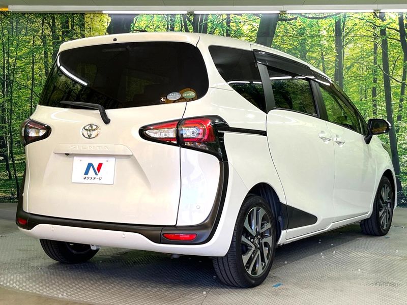 2019 Toyota Sienta DBA-NSP170G (UW-6a642a91bfbd3)[9]