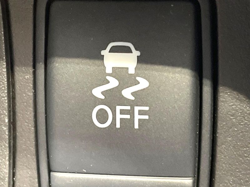 2018 Nissan X-Trail DBA-NT32 (UW-6a642a9a1cb6d)[11]