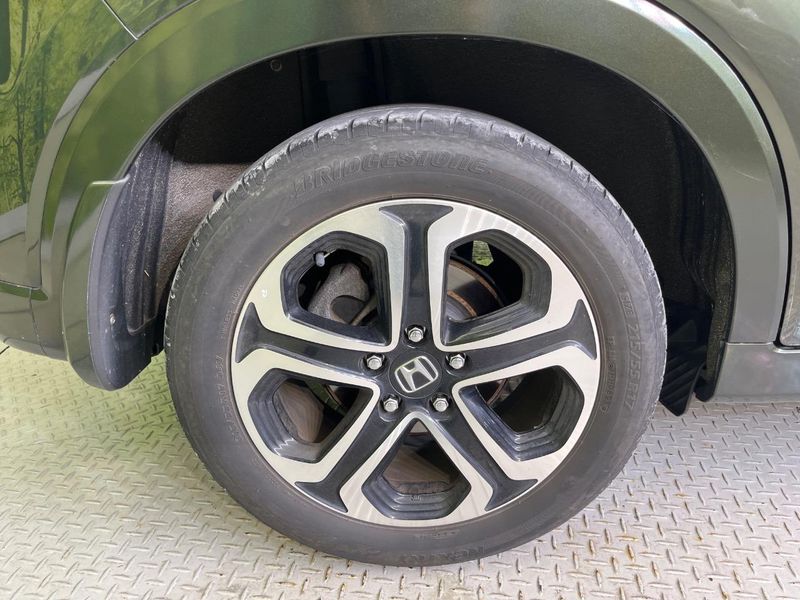 2017 Honda Vezel DAA-RU3 (UW-6a642aaf2df74)[23]