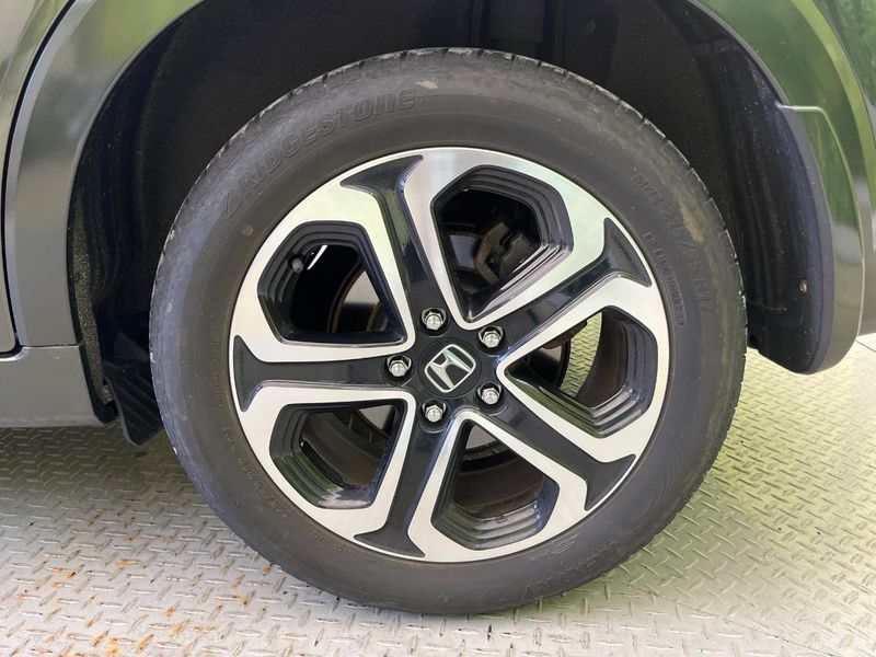 2017 Honda Vezel DAA-RU3 (UW-6a642aaf2df74)[21]