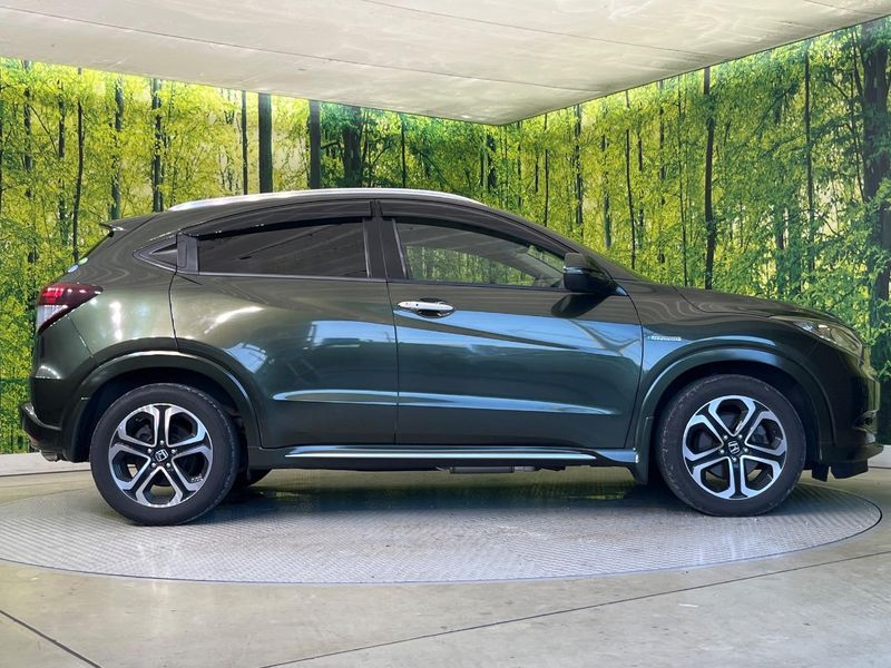 2017 Honda Vezel DAA-RU3 (UW-6a642aaf2df74)[12]