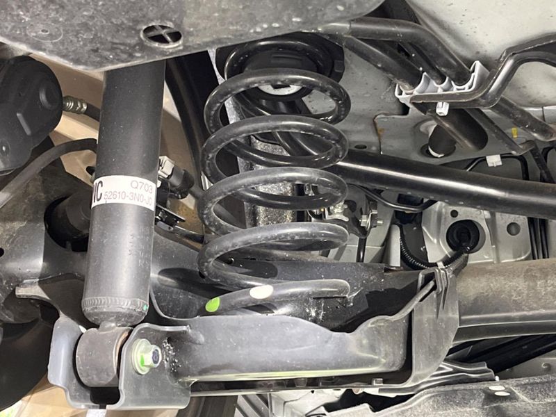 2022 Honda Vezel 6AA-RV5 (UW-6a642ab764745)[29]