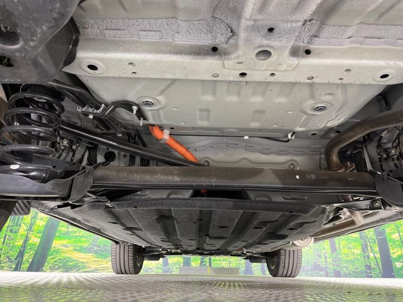 2022 Honda Vezel 6AA-RV5 (UW-6a642ab764745)[28]