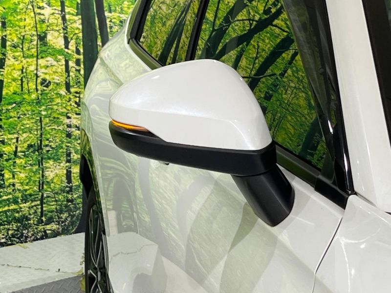 2022 Honda Vezel 6AA-RV5 (UW-6a642ab764745)[8]