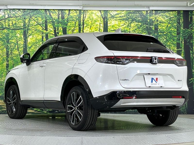 2022 Honda Vezel 6AA-RV5 (UW-6a642ab764745)[13]