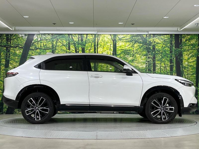 2022 Honda Vezel 6AA-RV5 (UW-6a642ab764745)[16]