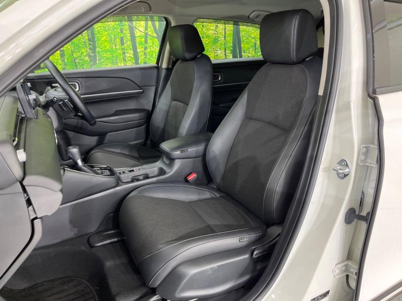 2022 Honda Vezel 6AA-RV5 (UW-6a642ab764745)[22]