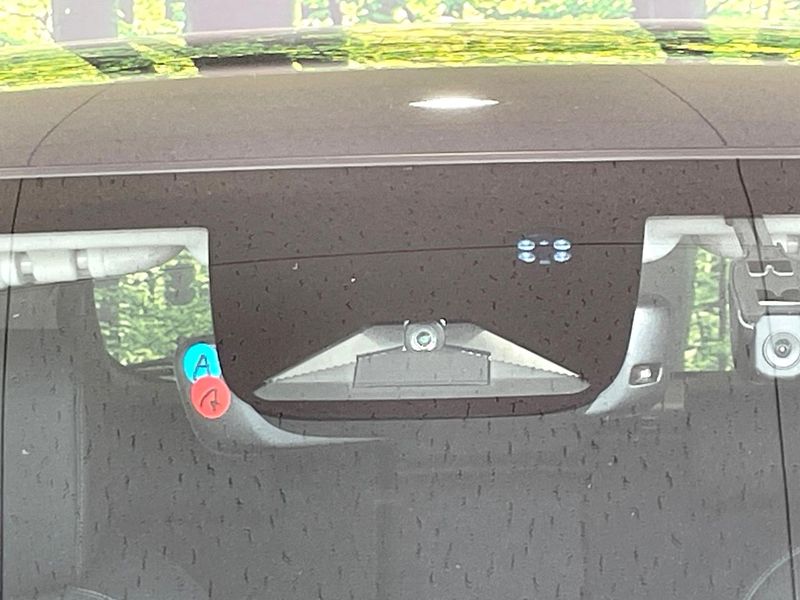 2022 Honda Vezel 6AA-RV5 (UW-6a642ab9bd2fb)[10]