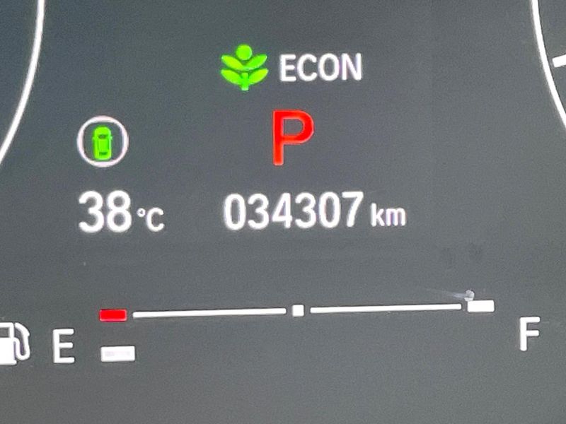2022 Honda Vezel 6AA-RV5 (UW-6a642ab9bd2fb)[2]