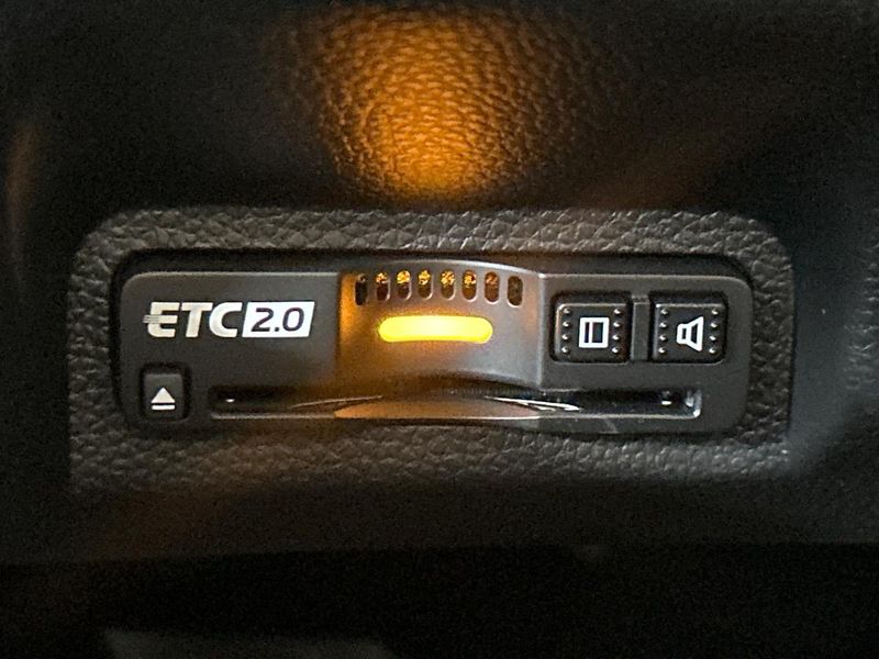 2025 Honda Vezel 6AA-RV5 (UW-6a642ac0193cb)[24]