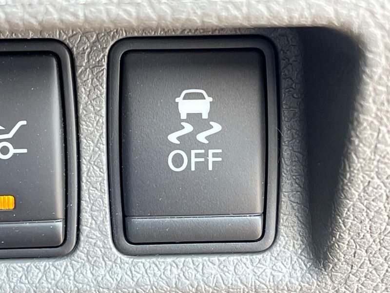 2018 Nissan NV350 CARAVAN VAN CBF-VR2E26 (UW-6a642b08d14fd)[7]