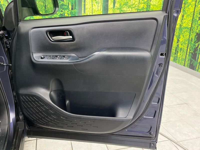 2014 Toyota Noah DBA-ZRR80W (UW-6a642b3e2c8e1)[6]