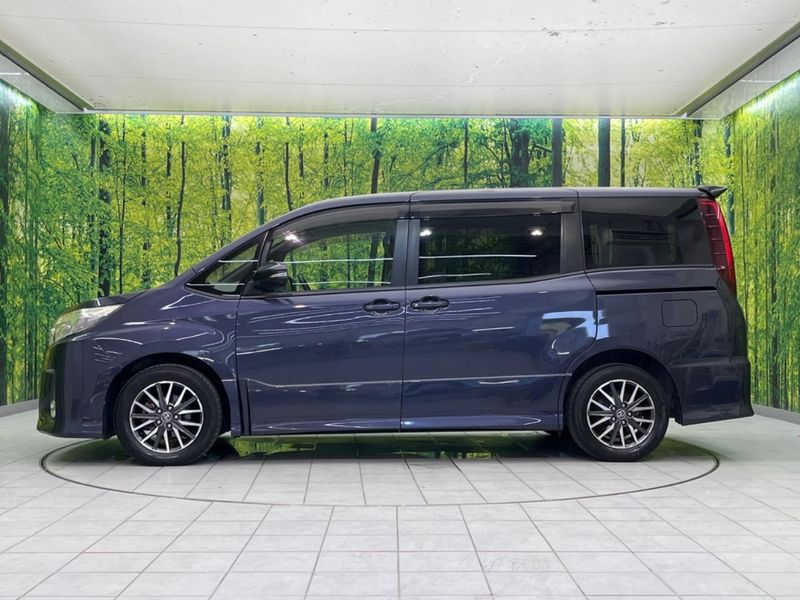 2014 Toyota Noah DBA-ZRR80W (UW-6a642b3e2c8e1)[17]