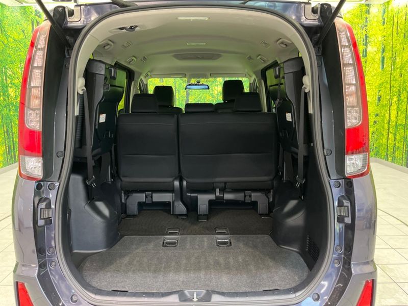 2014 Toyota Noah DBA-ZRR80W (UW-6a642b3e2c8e1)[8]