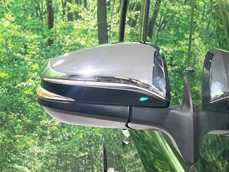 2020 Toyota Voxy DBA-ZRR80W (UW-6a642b49e63c2)[9]