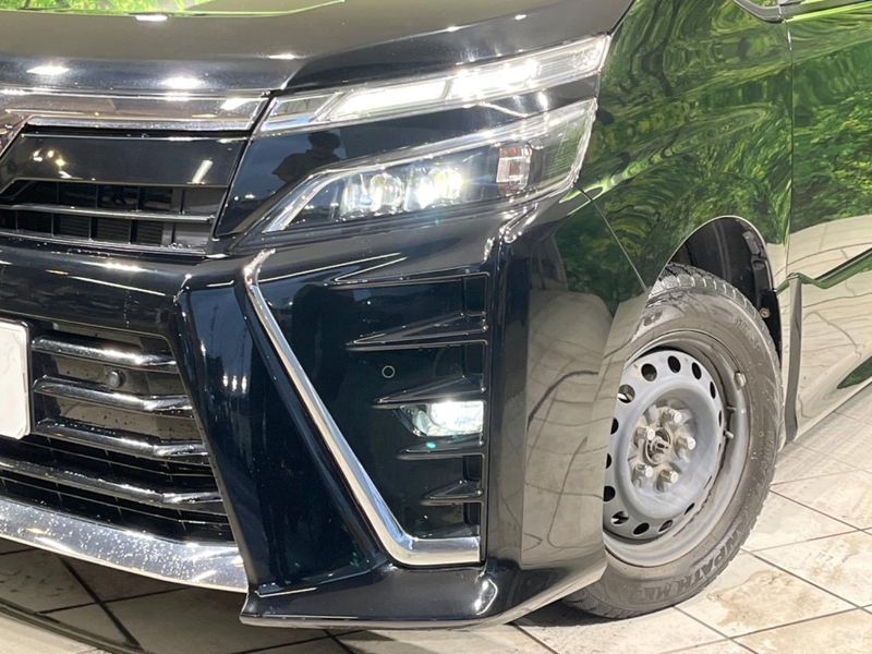 2020 Toyota Voxy DBA-ZRR80W (UW-6a642b49e63c2)[12]
