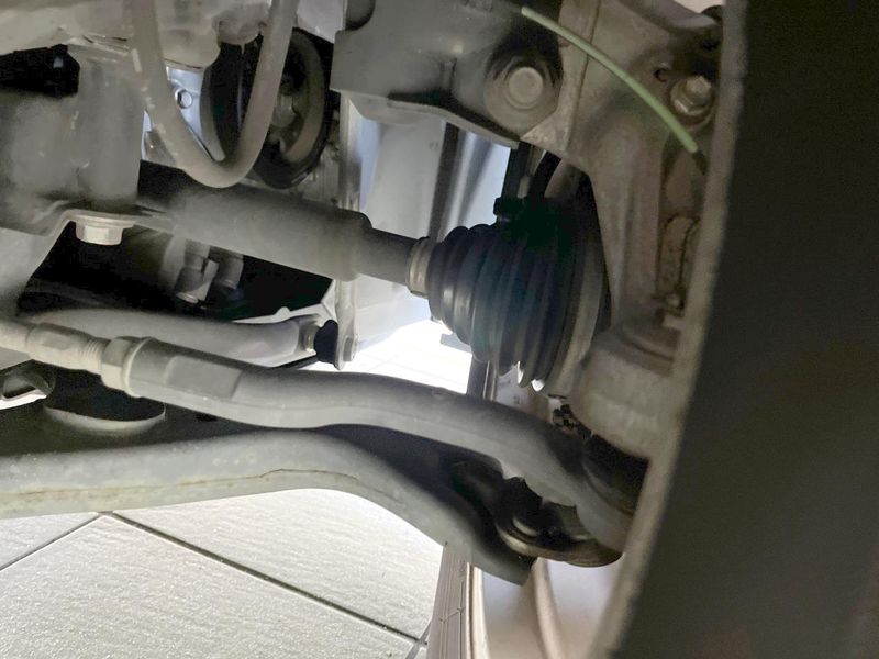 2010 Toyota Prius DAA-ZVW30 (UW-6a642b5d36dbf)[27]