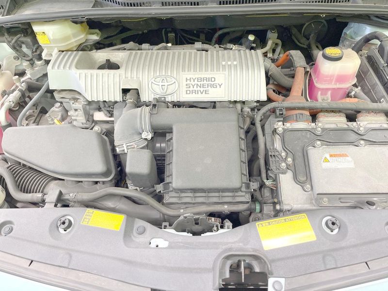 2010 Toyota Prius DAA-ZVW30 (UW-6a642b5d36dbf)[4]