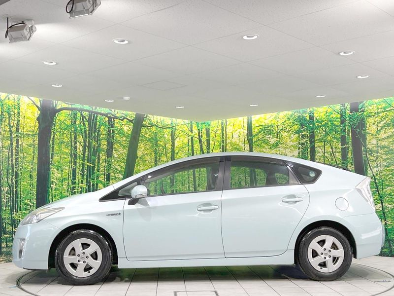 2010 Toyota Prius DAA-ZVW30 (UW-6a642b5d36dbf)[8]