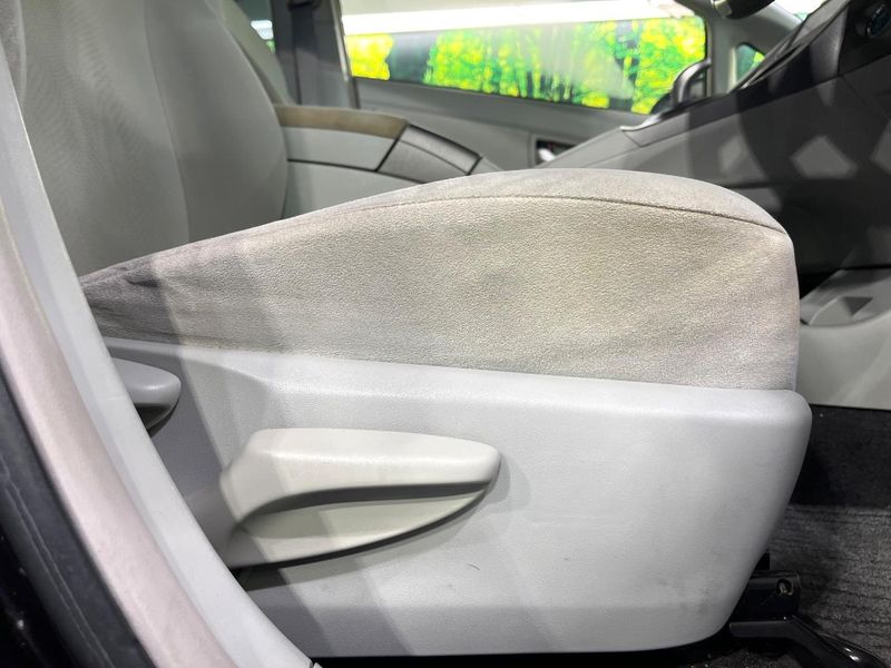 2012 Toyota Prius DAA-ZVW30 (UW-6a642b5f6c274)[23]