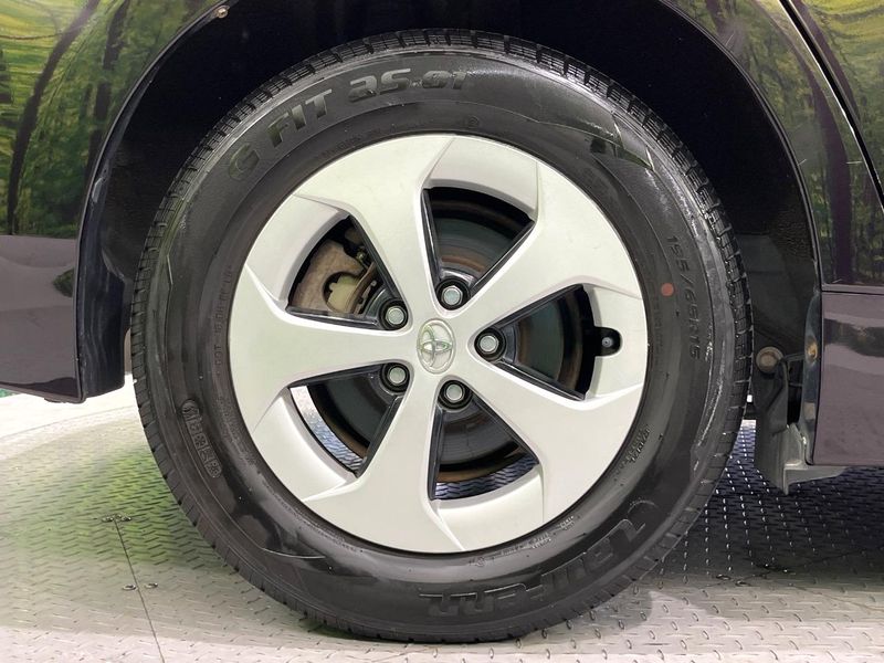 2012 Toyota Prius DAA-ZVW30 (UW-6a642b5f6c274)[29]