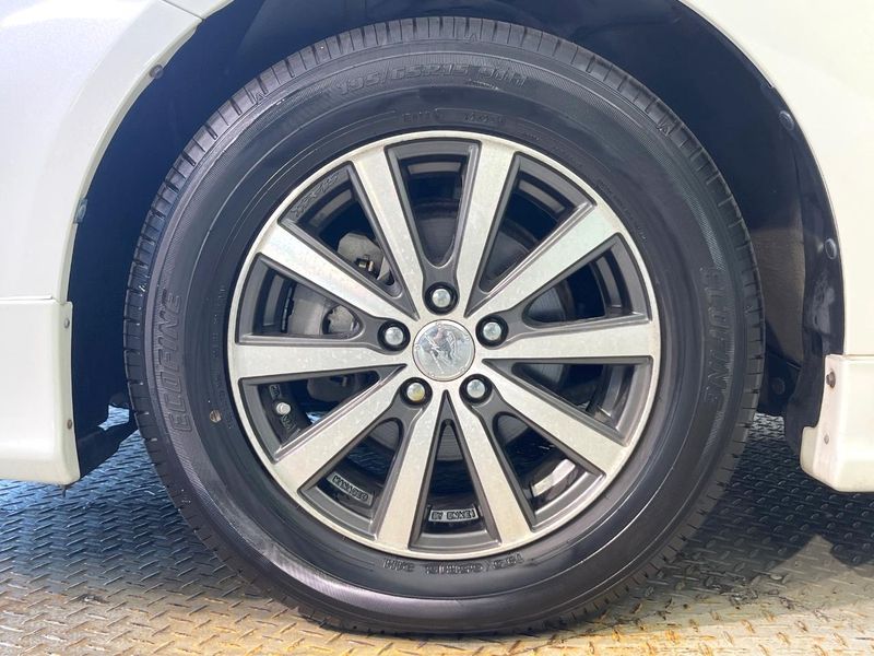 2012 Toyota Prius DAA-ZVW30 (UW-6a642b5fb088e)[23]