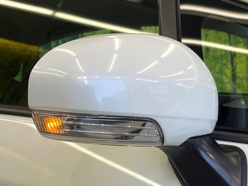 2012 Toyota Prius DAA-ZVW30 (UW-6a642b5fb088e)[13]
