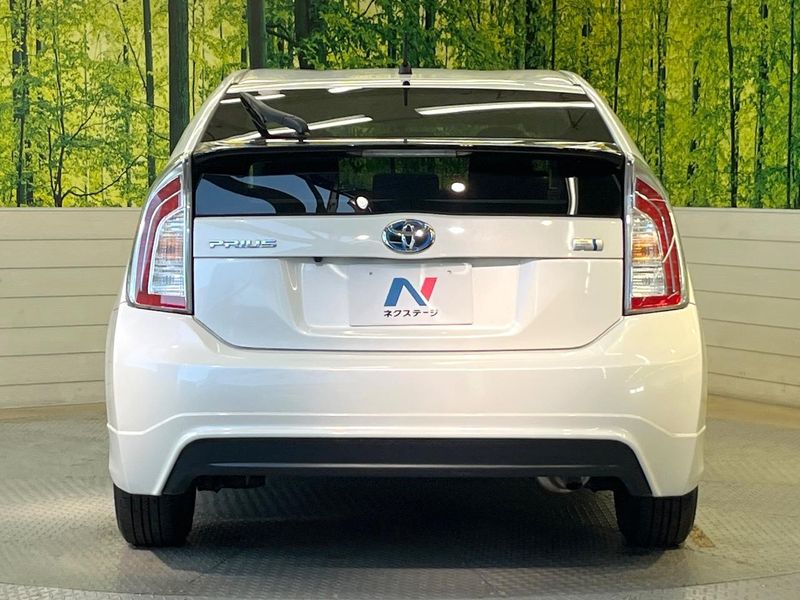 2012 Toyota Prius DAA-ZVW30 (UW-6a642b5fb088e)[29]