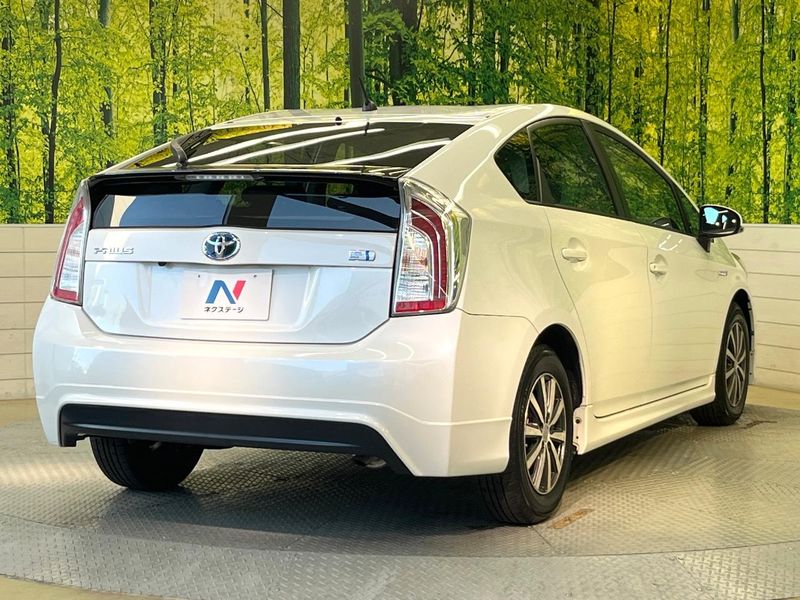 2012 Toyota Prius DAA-ZVW30 (UW-6a642b5fb088e)[28]