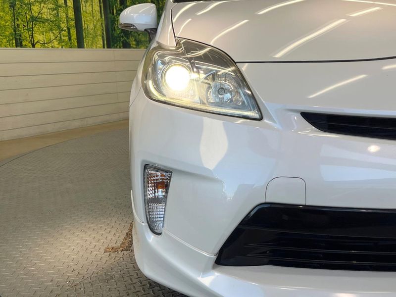 2012 Toyota Prius DAA-ZVW30 (UW-6a642b5fb088e)[10]