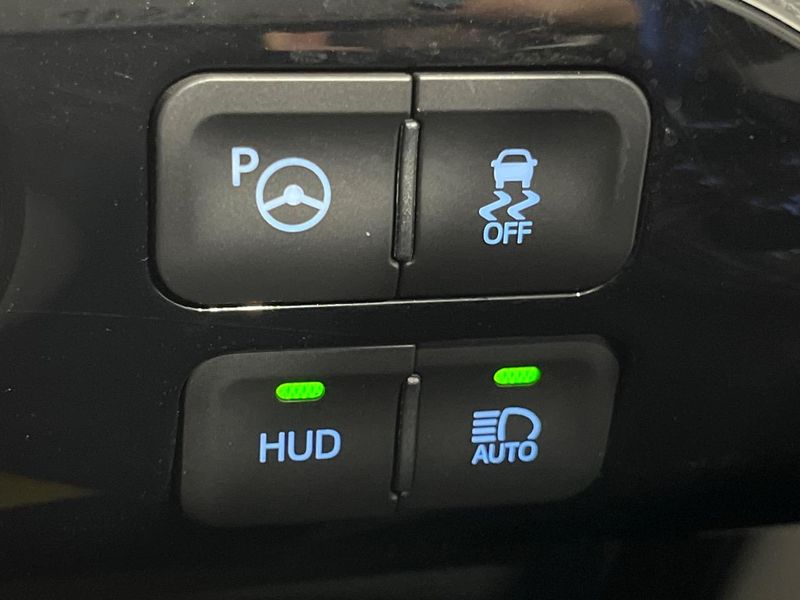 2016 Toyota Prius DAA-ZVW51 (UW-6a642b6d58c4f)[10]