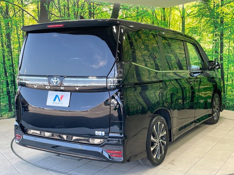 2023 Toyota Voxy 6AA-ZWR90W (UW-6a642b818ce74)[26]