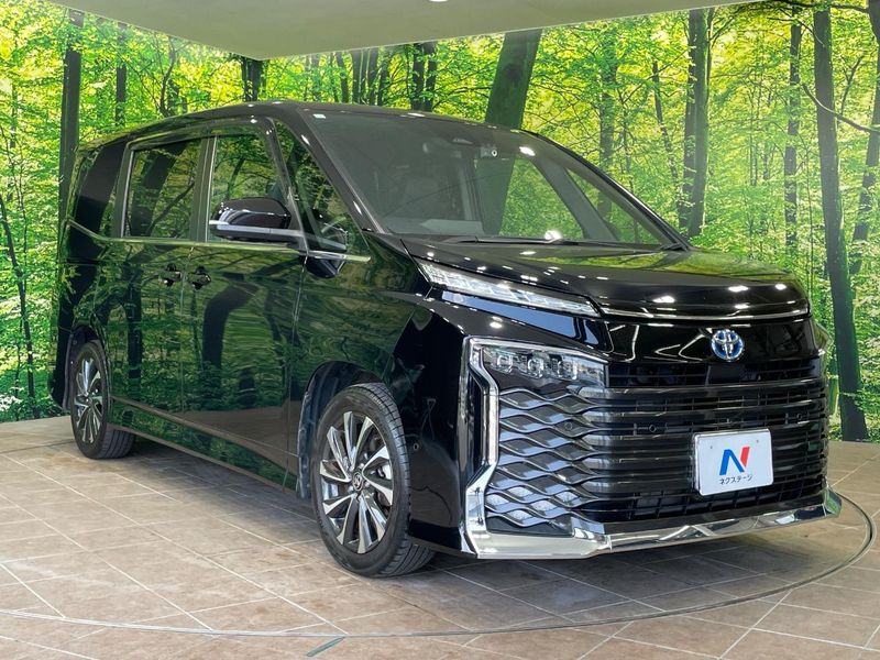 2023 Toyota Voxy 6AA-ZWR90W (UW-6a642b87491e4)[25]