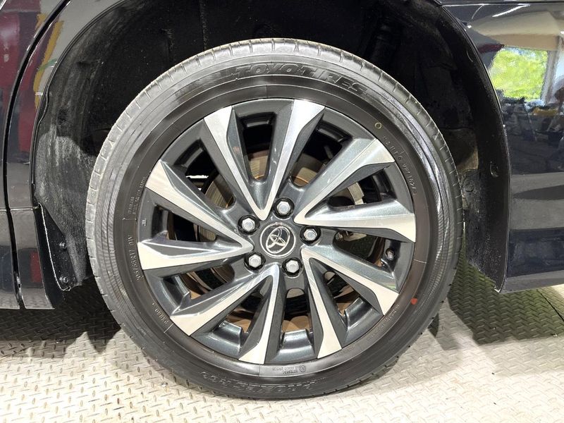2024 Toyota Voxy 6AA-ZWR90W (UW-6a642b8d4b4a2)[28]