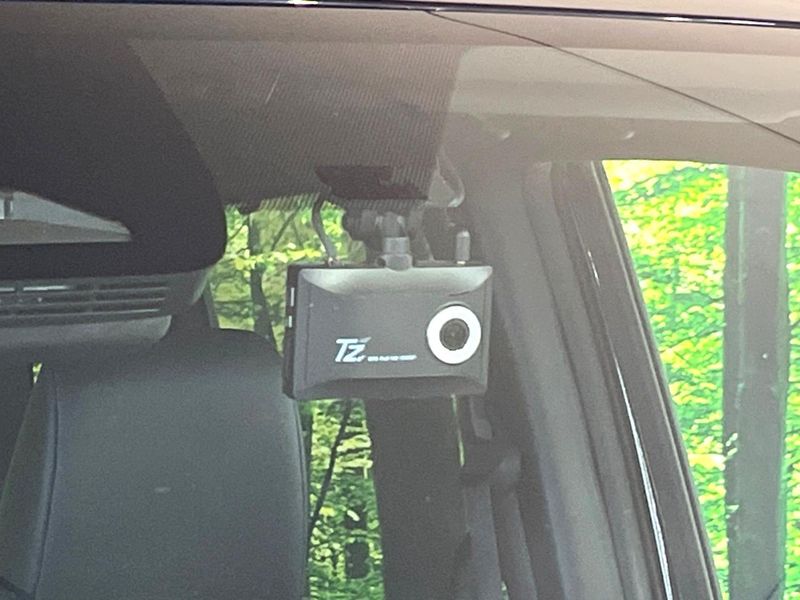 2024 Toyota Voxy 6AA-ZWR90W (UW-6a642b8d4b4a2)[8]