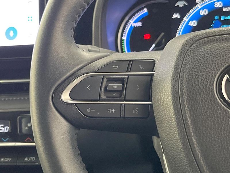 2024 Toyota Voxy 6AA-ZWR90W (UW-6a642b8e0bd1d)[25]