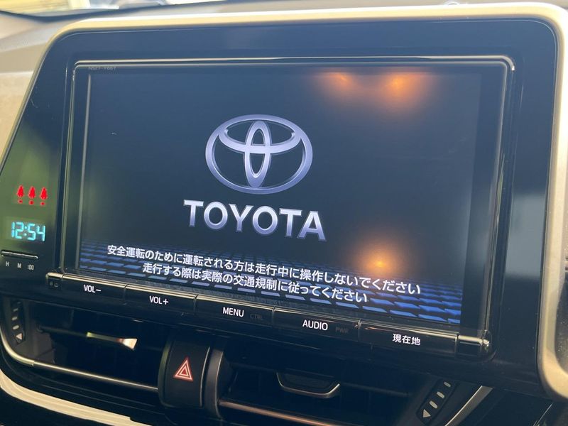 2017 Toyota C-HR DAA-ZYX10 (UW-6a642b9116724)[15]