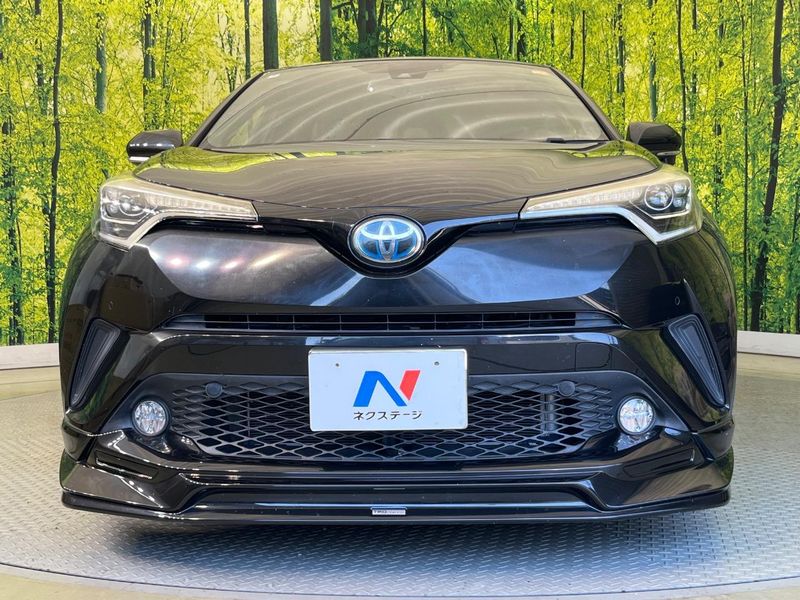 2017 Toyota C-HR DAA-ZYX10 (UW-6a642b9116724)[13]