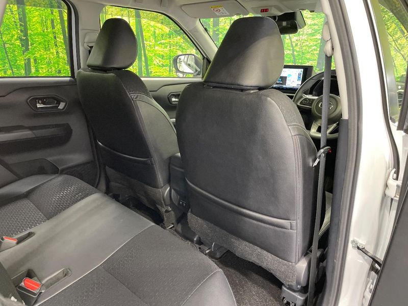 2021 Daihatsu Rocky 5BA-A201S (UW-6a6578f031fc8)[24]
