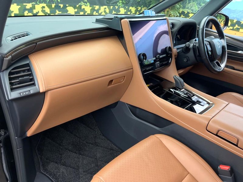 2024 Toyota Vellfire Hybrid 6AA-AAHH40W (UW-6a65790286c96)[18]