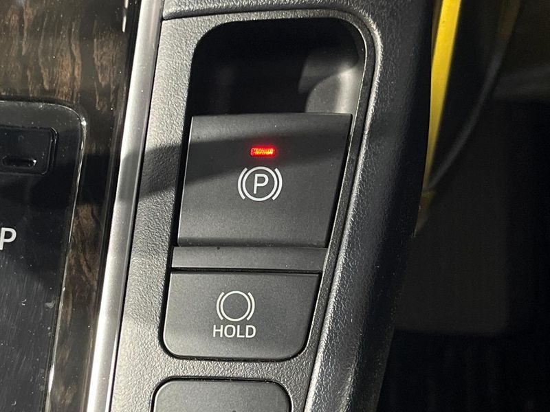 2016 Toyota Vellfire DBA-AGH30W (UW-6a6579114d86b)[21]