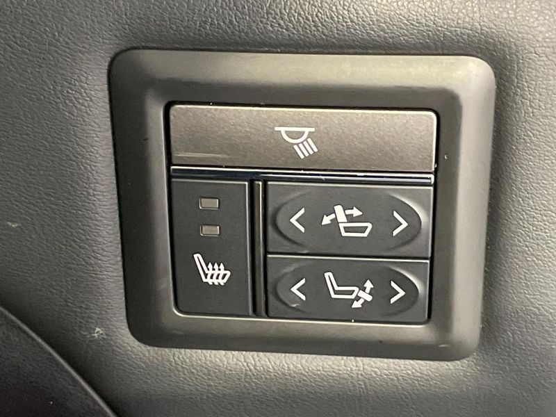 2019 Toyota Alphard DBA-AGH30W (UW-6a65791b5c2e0)[26]