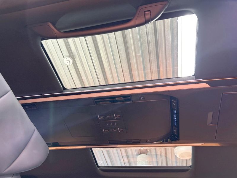 2024 Toyota Alphard 3BA-AGH40W (UW-6a657929b6071)[17]